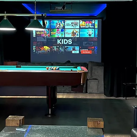 Niabi Apartments With Cinema And Billiards Тбилиси Экстерьер фото