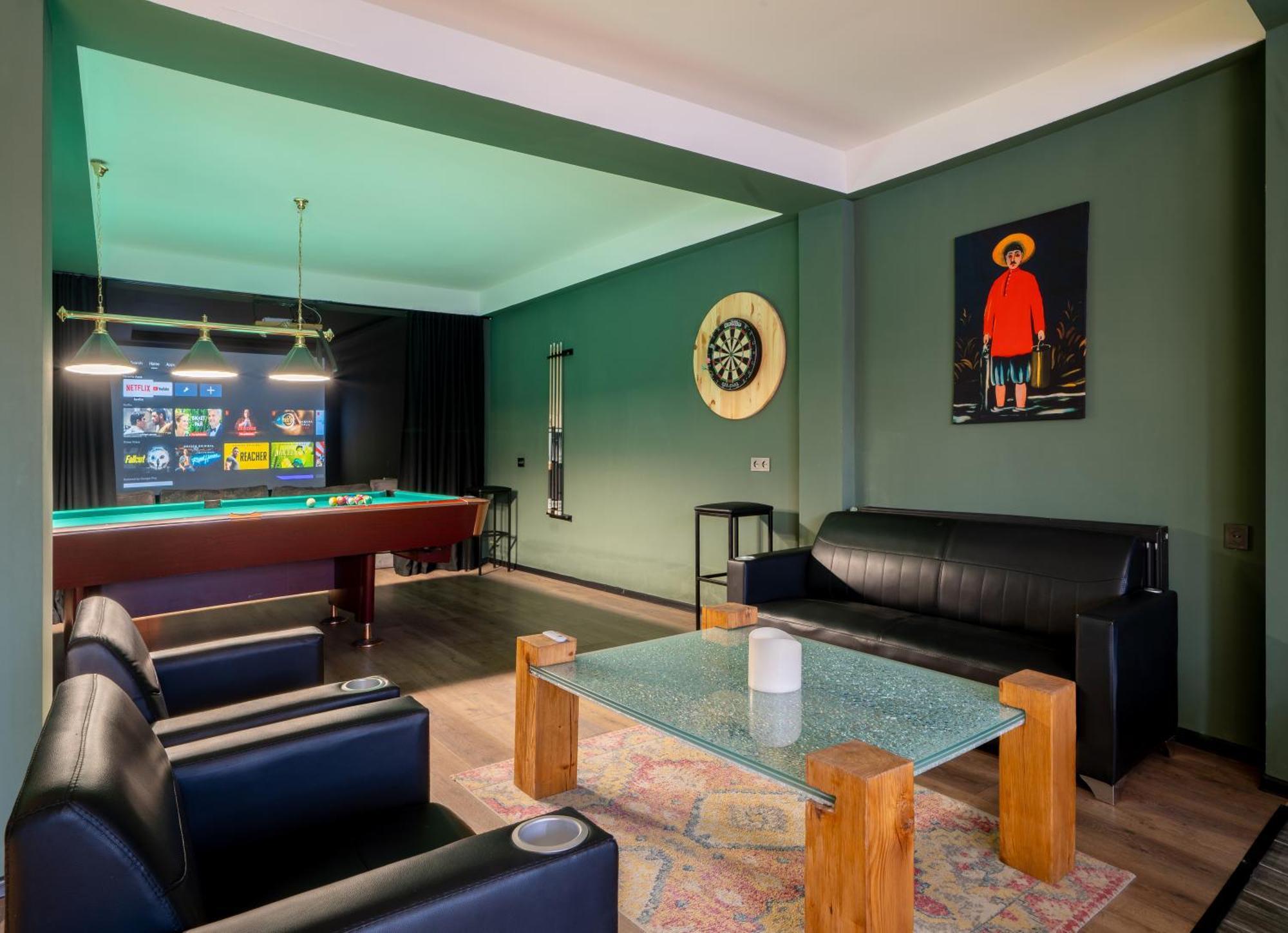Апартаменты Niabi With Cinema And Billiards *