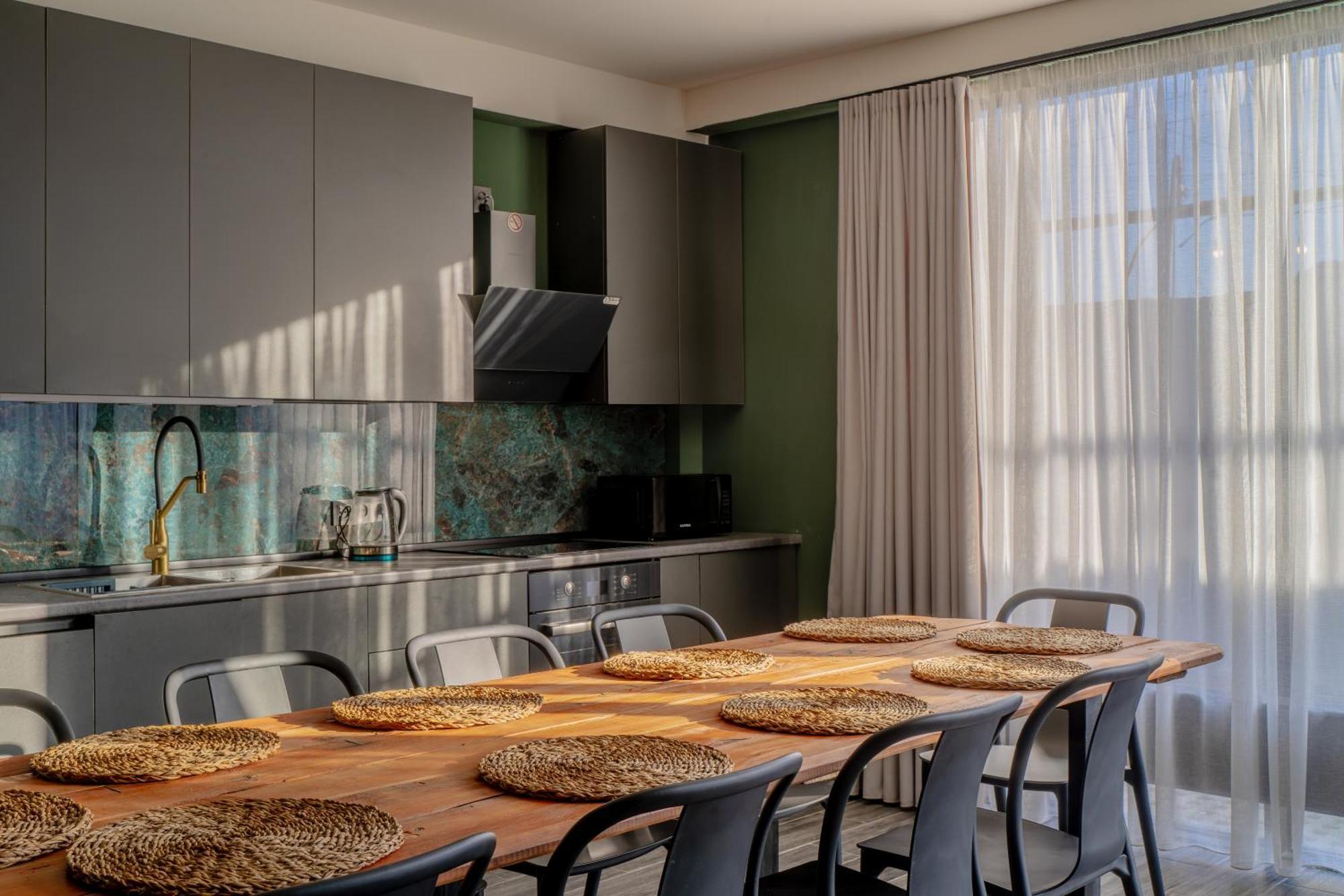 Niabi With Cinema And Billiards Apartment Tbilisi